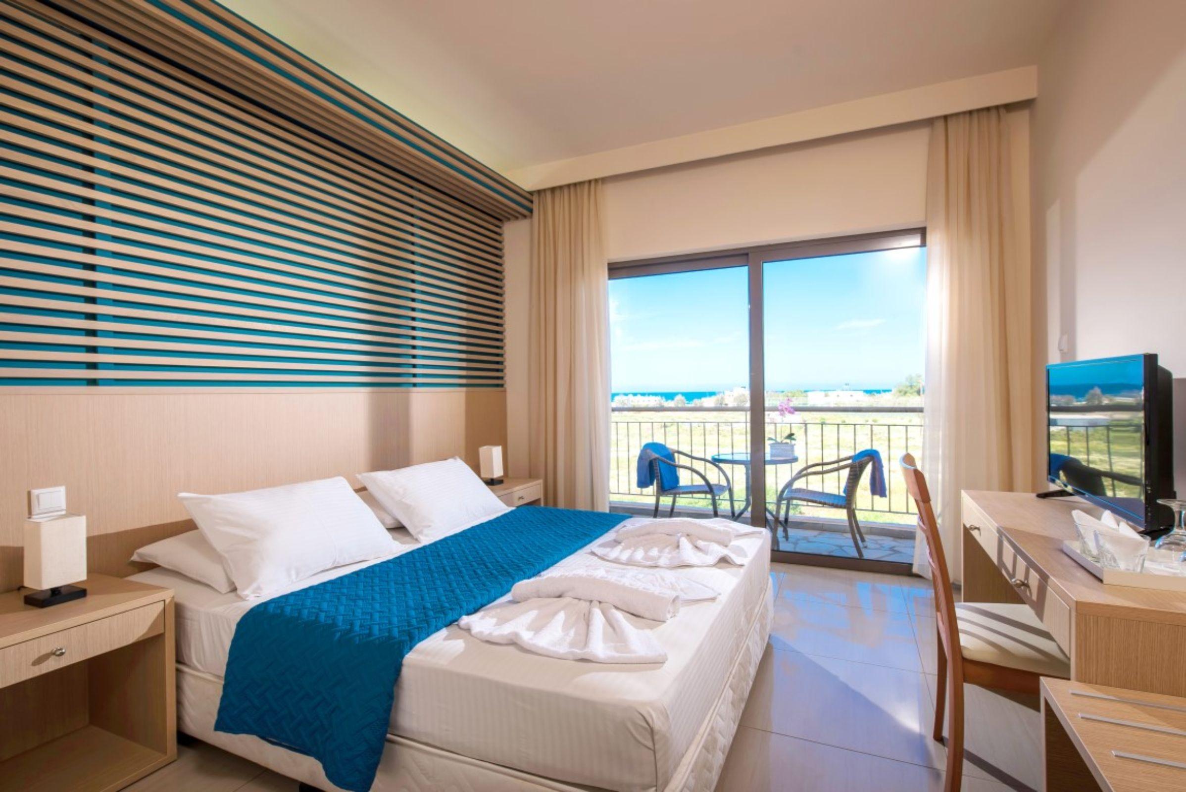 Oasis Beach Hotel - Adults Only Aniszarász Kültér fotó