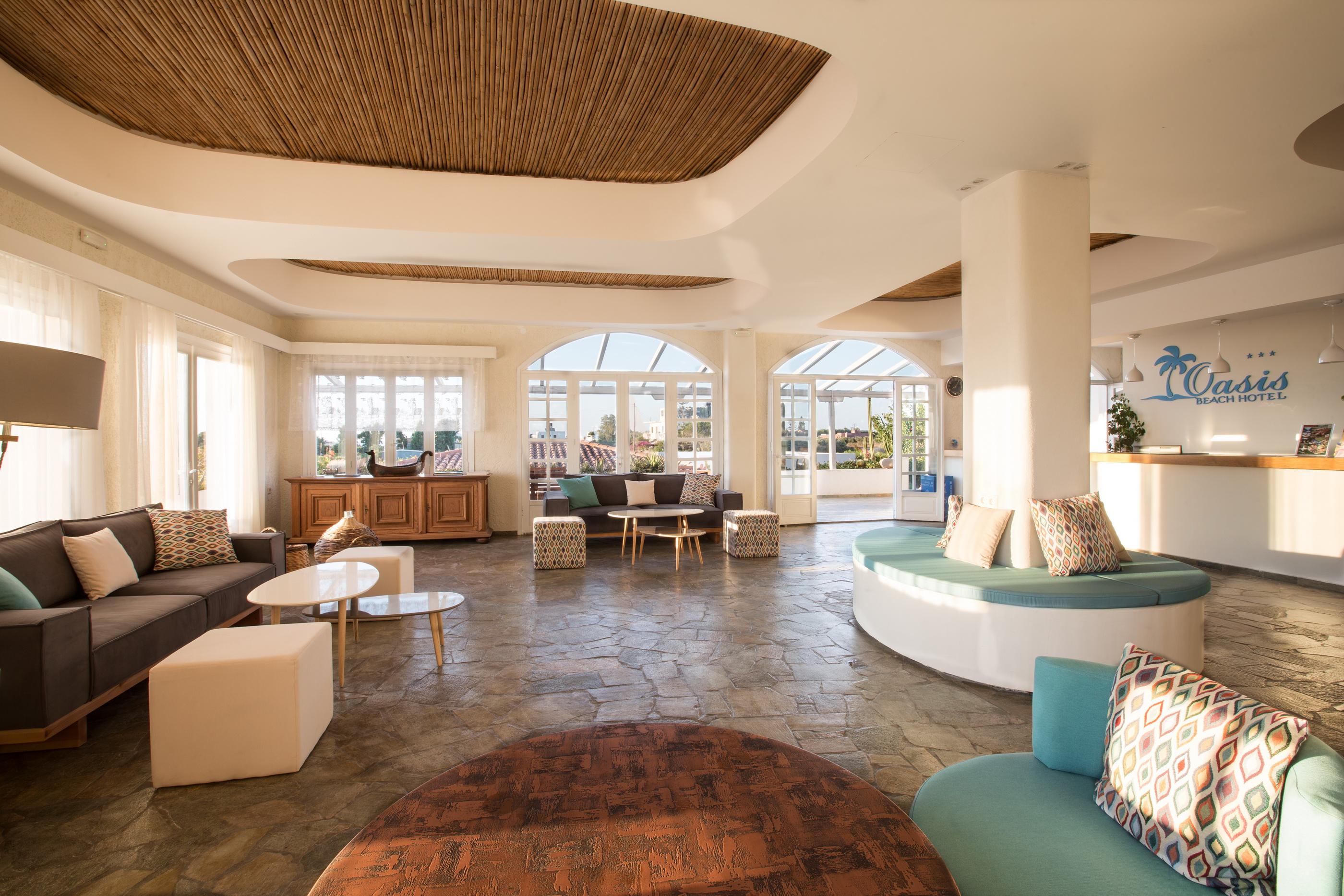 Oasis Beach Hotel - Adults Only Aniszarász Kültér fotó
