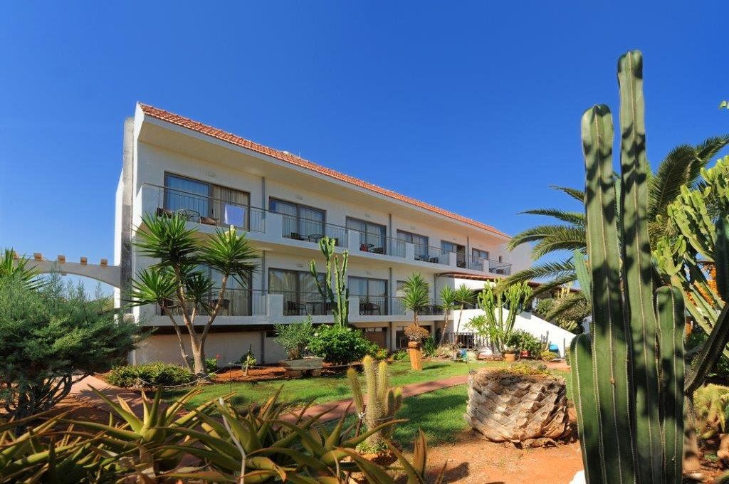 Oasis Beach Hotel - Adults Only Aniszarász Kültér fotó